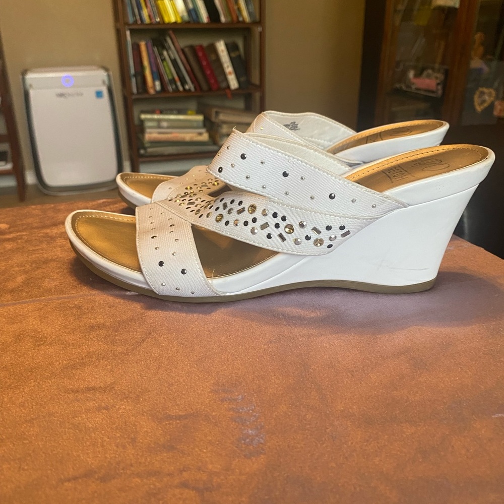 Impo shoes- super comfortable. Gently worn , not very often.